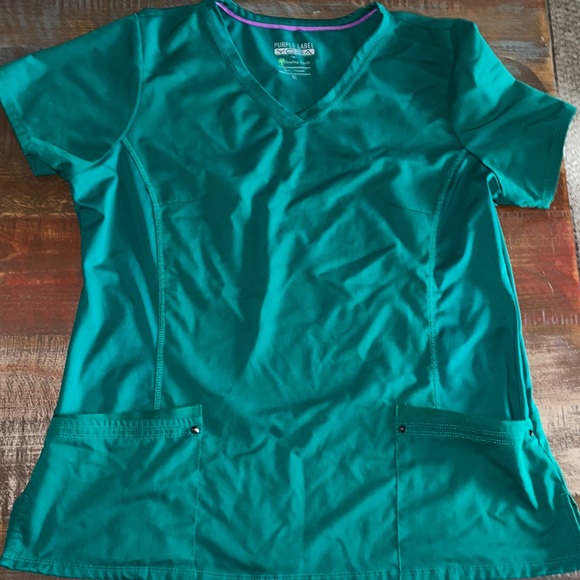 Women’s Hunter Green Scrub Top - Picture 1 of 3